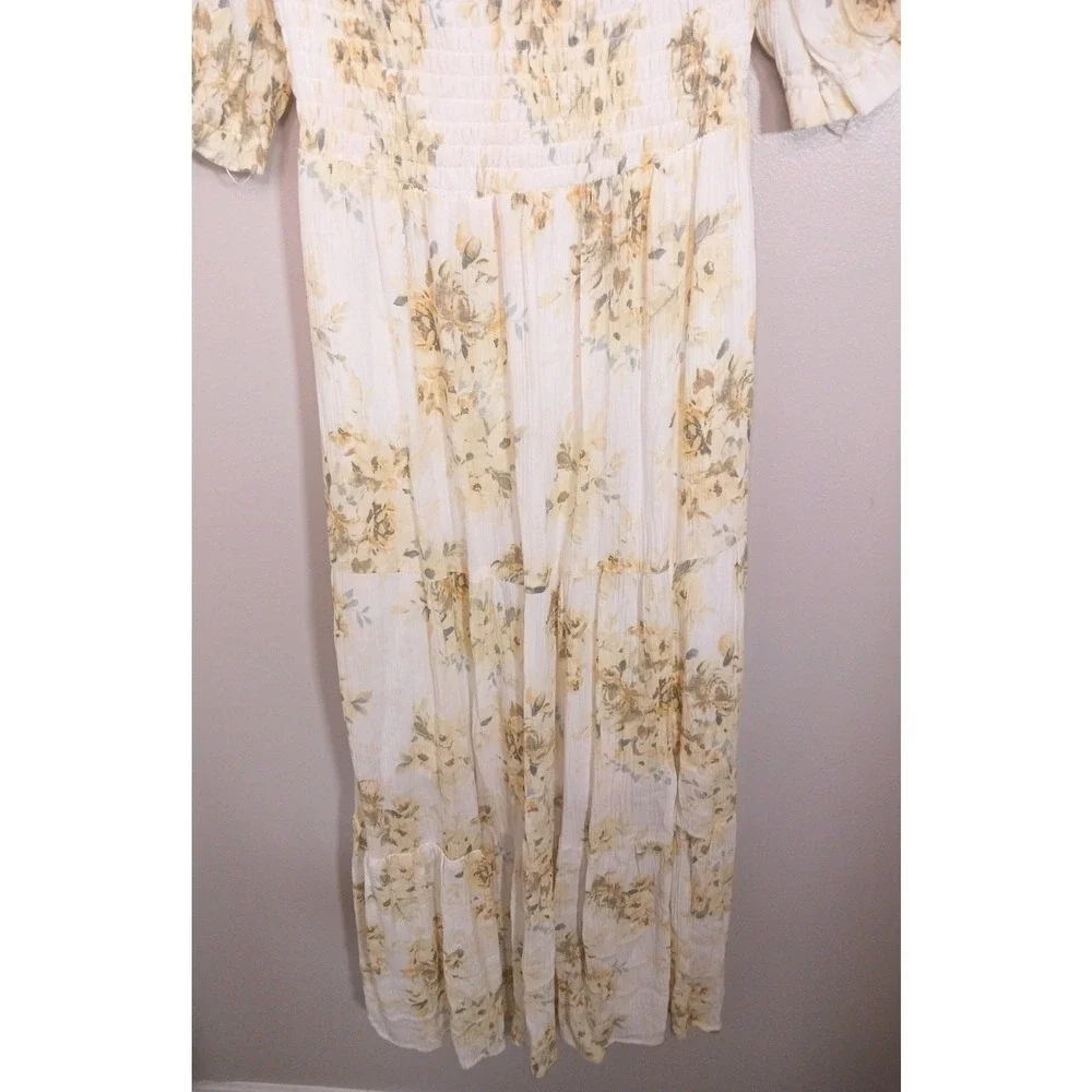 Abercrombie & Fitch romantic effortlessly